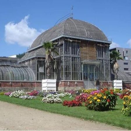 Апартаменты Lulu, Le Studio Du Chateau Нант Экстерьер фото